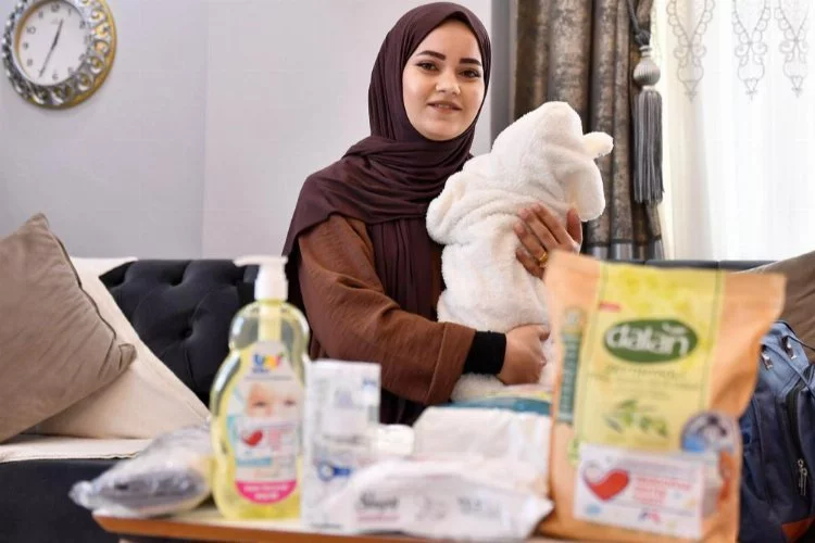 Mersin'de doğum yapacak annelere yardım paketi